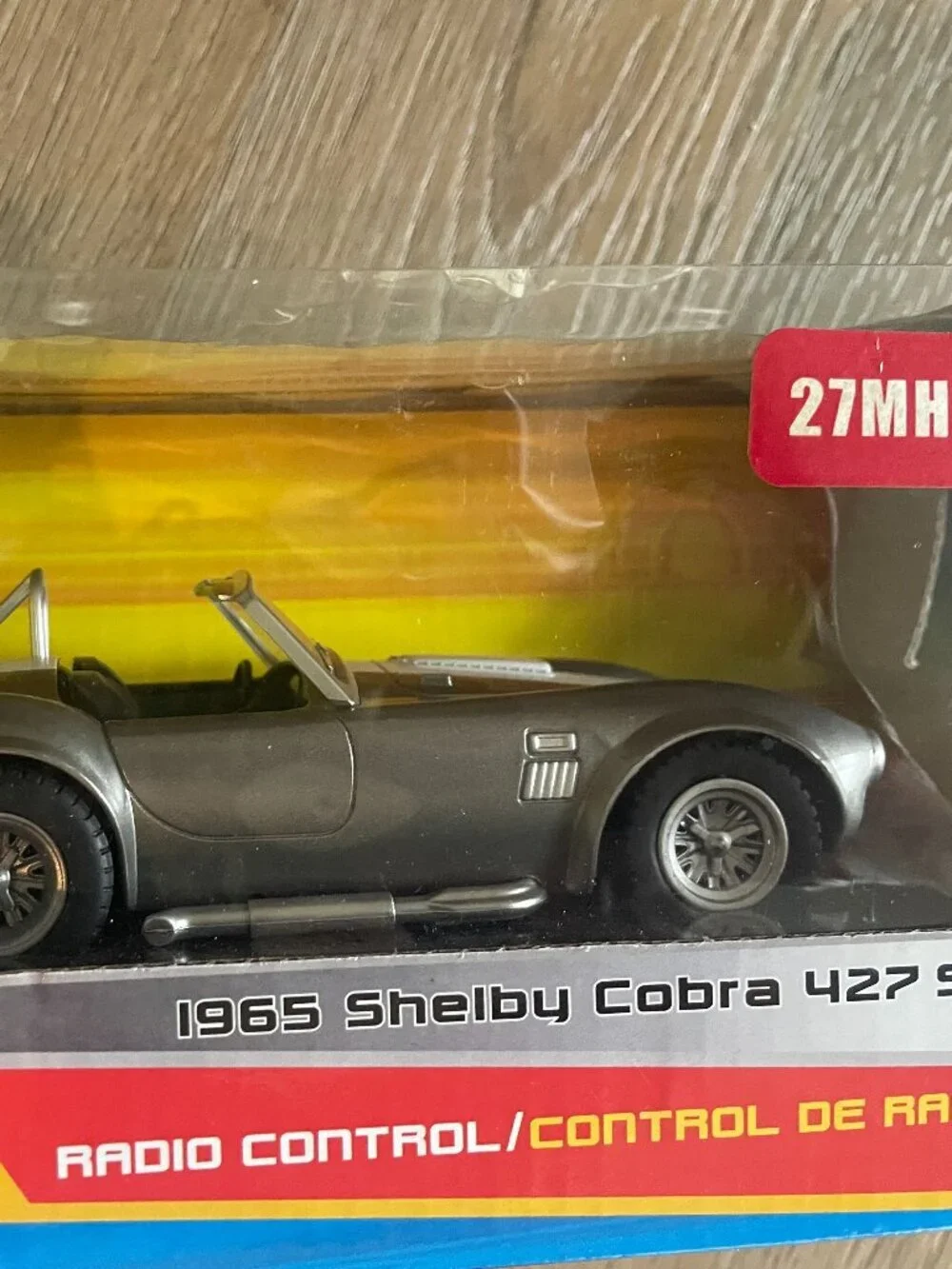 Shelby Collectibles 1965 Cobra 427 S/C Remote Control 1:24 Scale Model Brand New